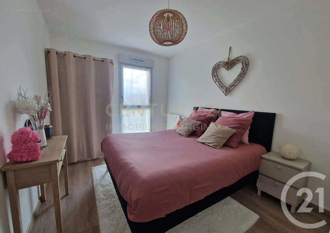 Appartement à L'ISLE-D'ABEAU