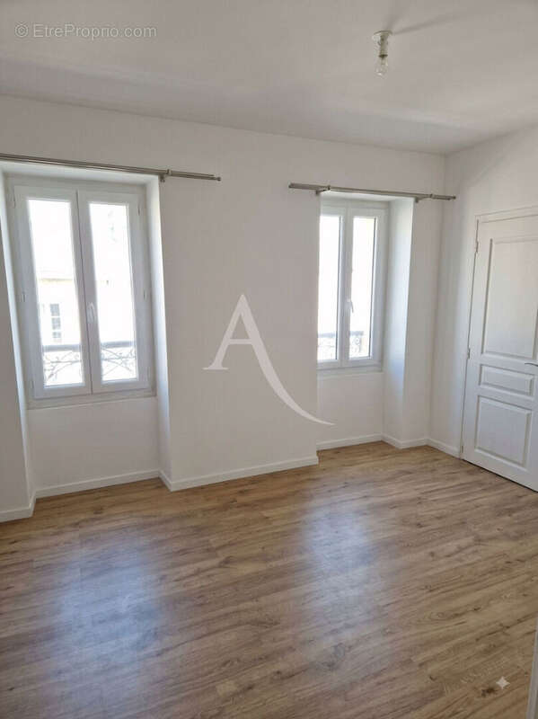 Appartement Conflans Sainte Honorine - CENTRE HISTORIQUE - photo 6