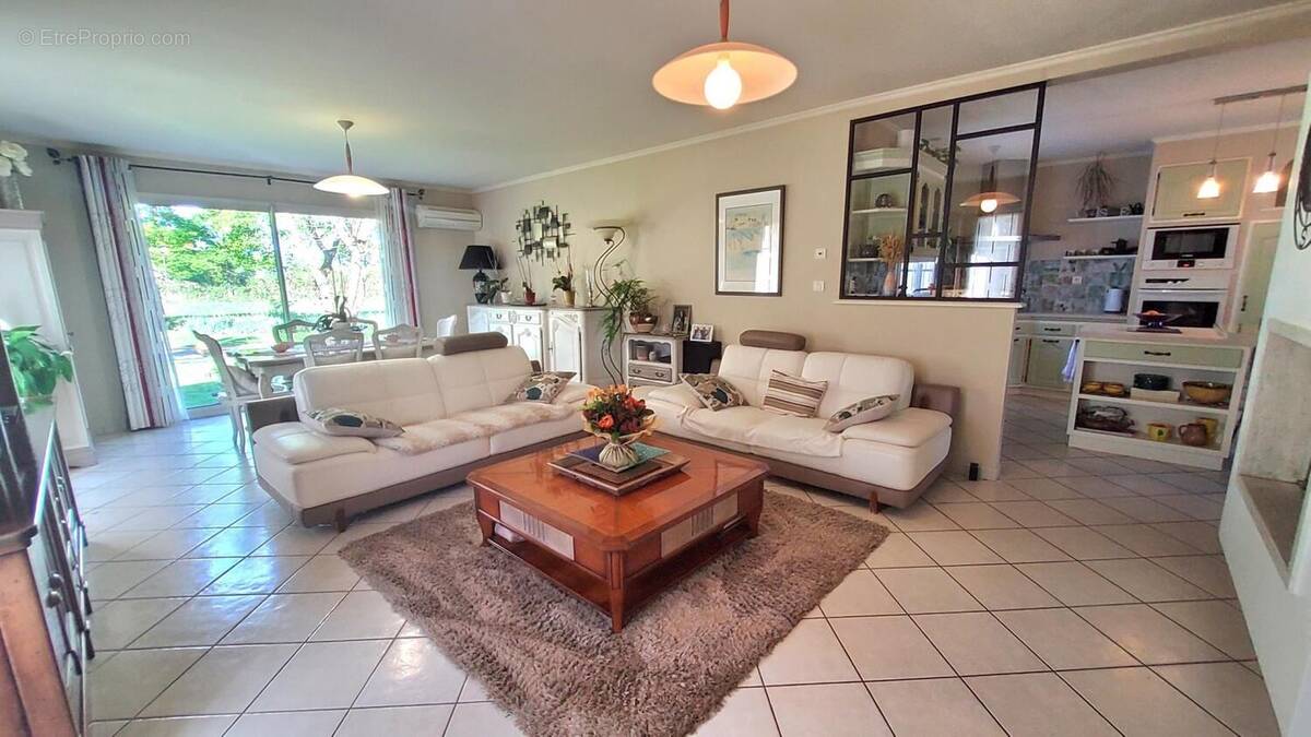 Photo 1 - Maison à COMMEQUIERS