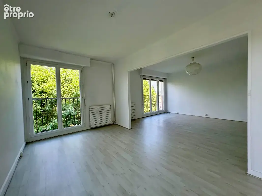 Appartement à LE PLESSIS-BOUCHARD
