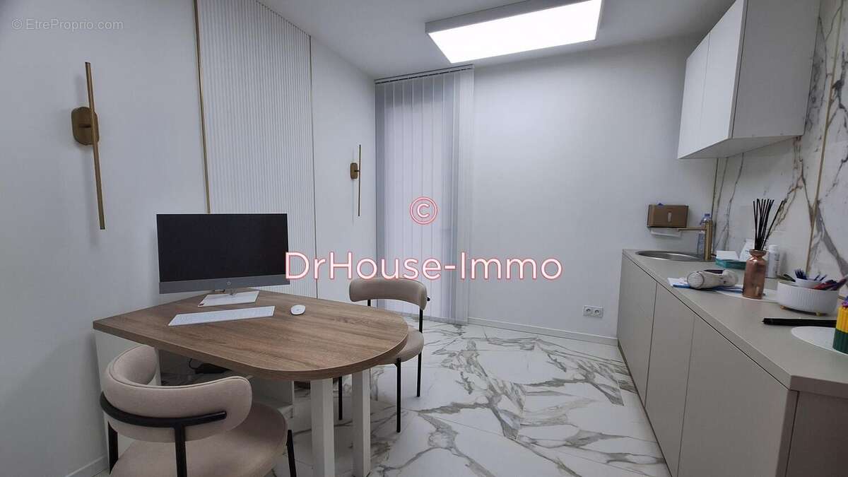 Commerce à OLLIOULES