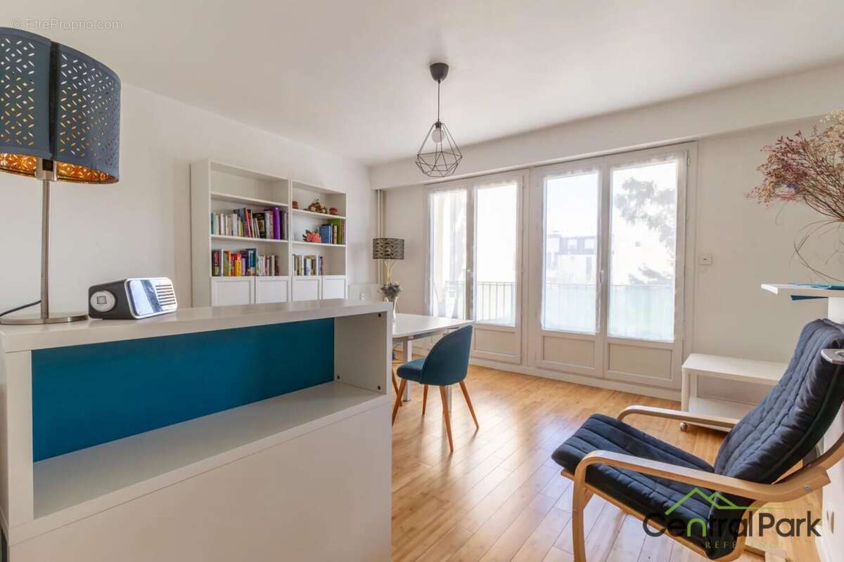 Appartement à LE PERREUX-SUR-MARNE