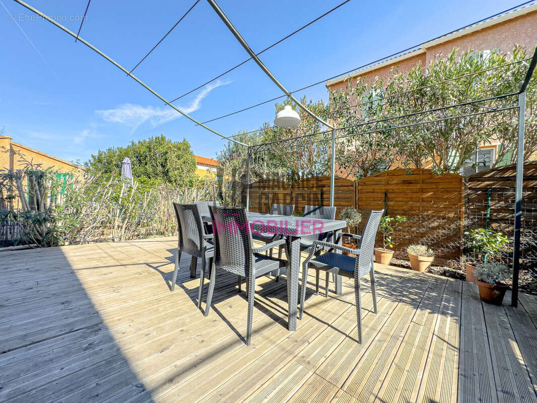 terrasse  - Maison à LORIOL-DU-COMTAT