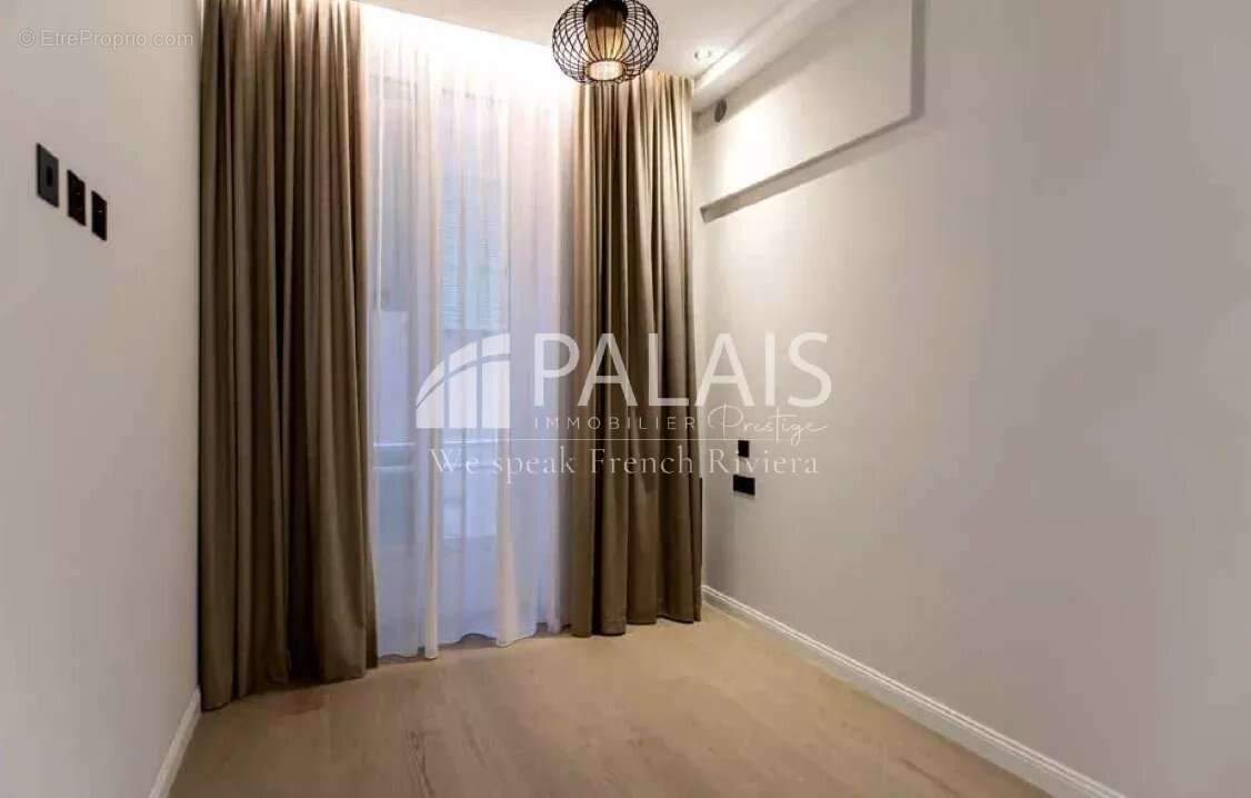 Appartement à VILLEFRANCHE-SUR-MER