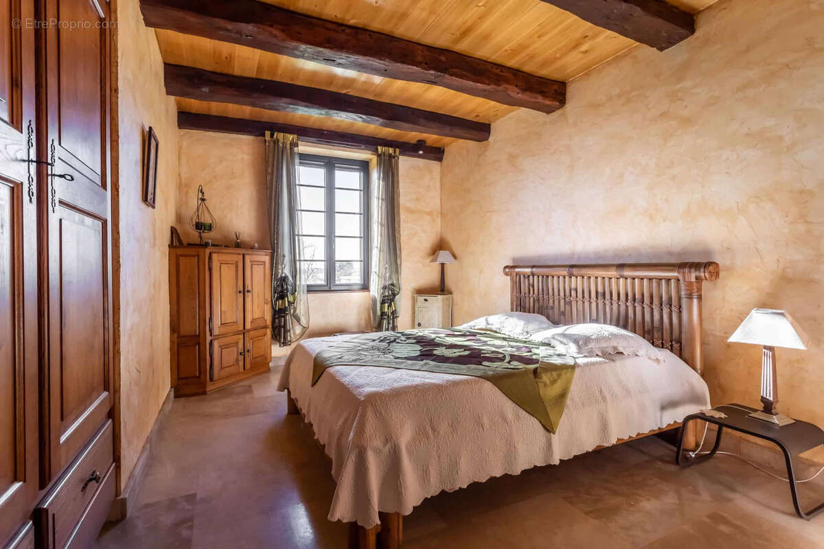 Country house with gite and pool - photo 23