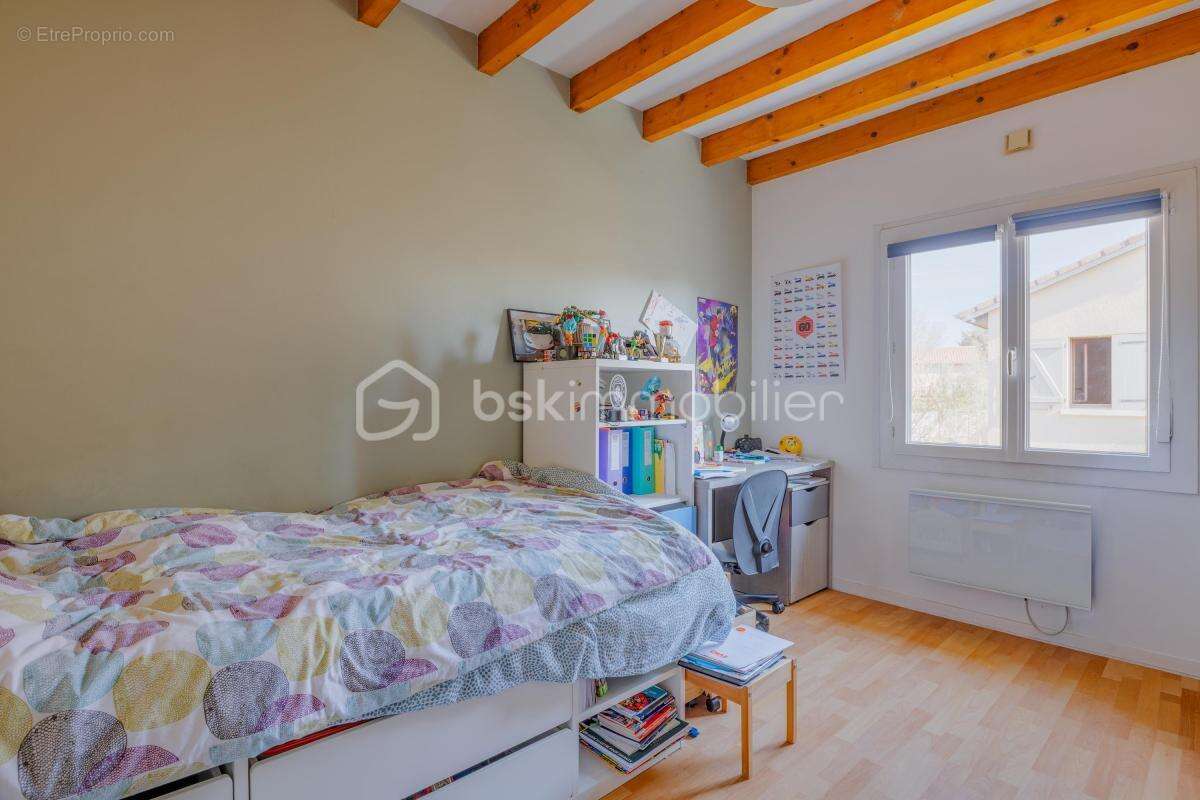 Maison familiale Vaulx en Velin Village - photo 6