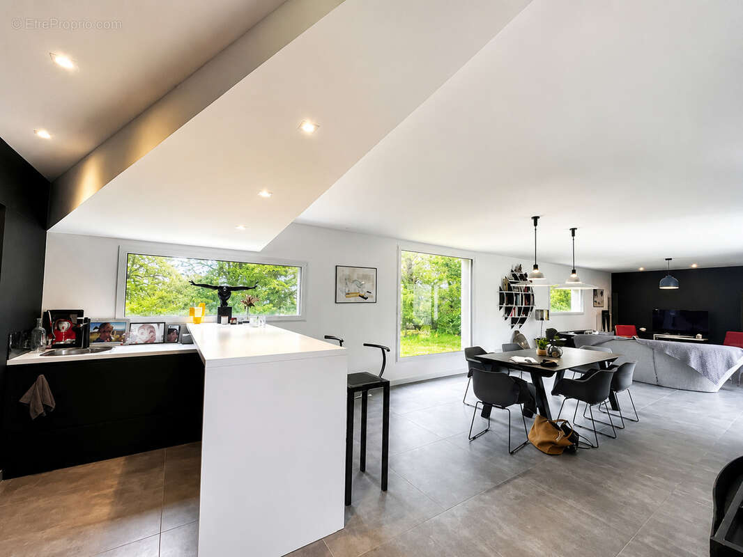 Maison contemporaine 160 m2 dans cadre paisible - photo 3