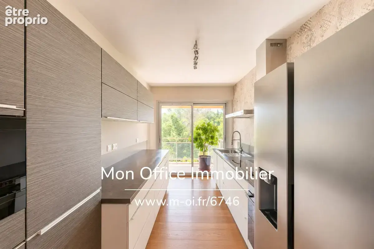 Référence : 7051-ABO - Appartement 4 pièces, dernier étage avec grande terrasse et cave - photo 5