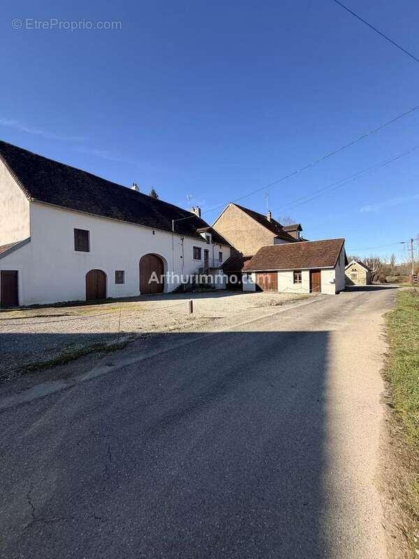 Maison à TRENAL