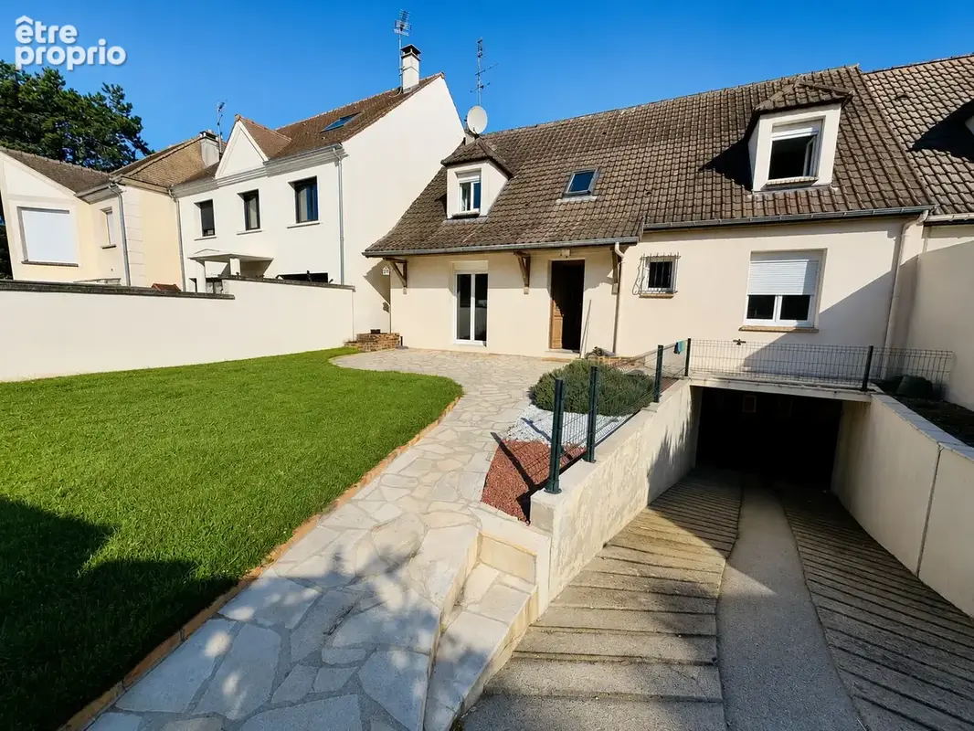 Maison 130 m² à Poissy  - photo 8