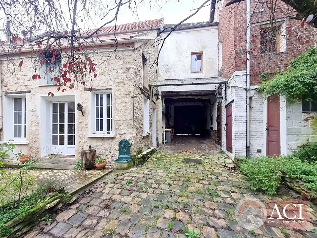 Maison à MONTMAGNY