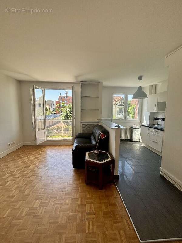 Appartement 59 m² à Bois-Colombes  - photo 2