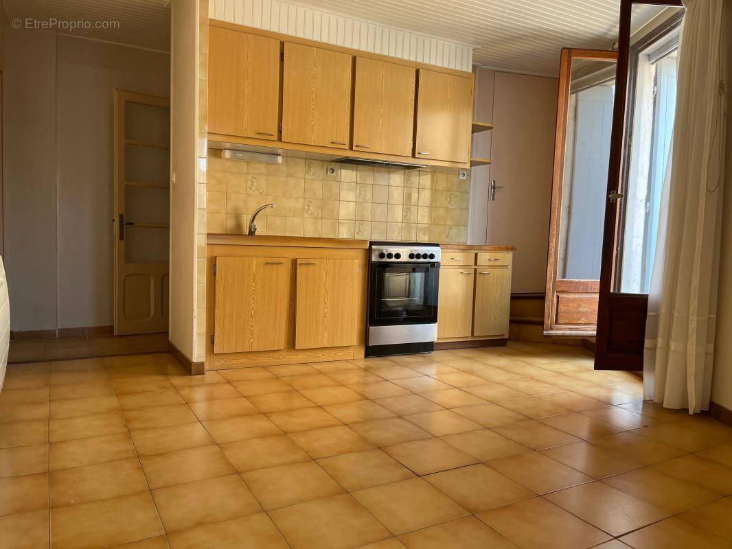 Maison à VILLEVEYRAC