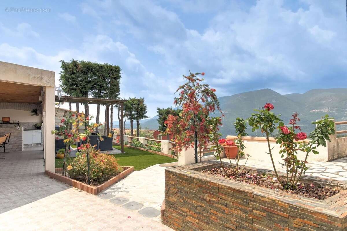 Maison à SAINT-MARTIN-DU-VAR