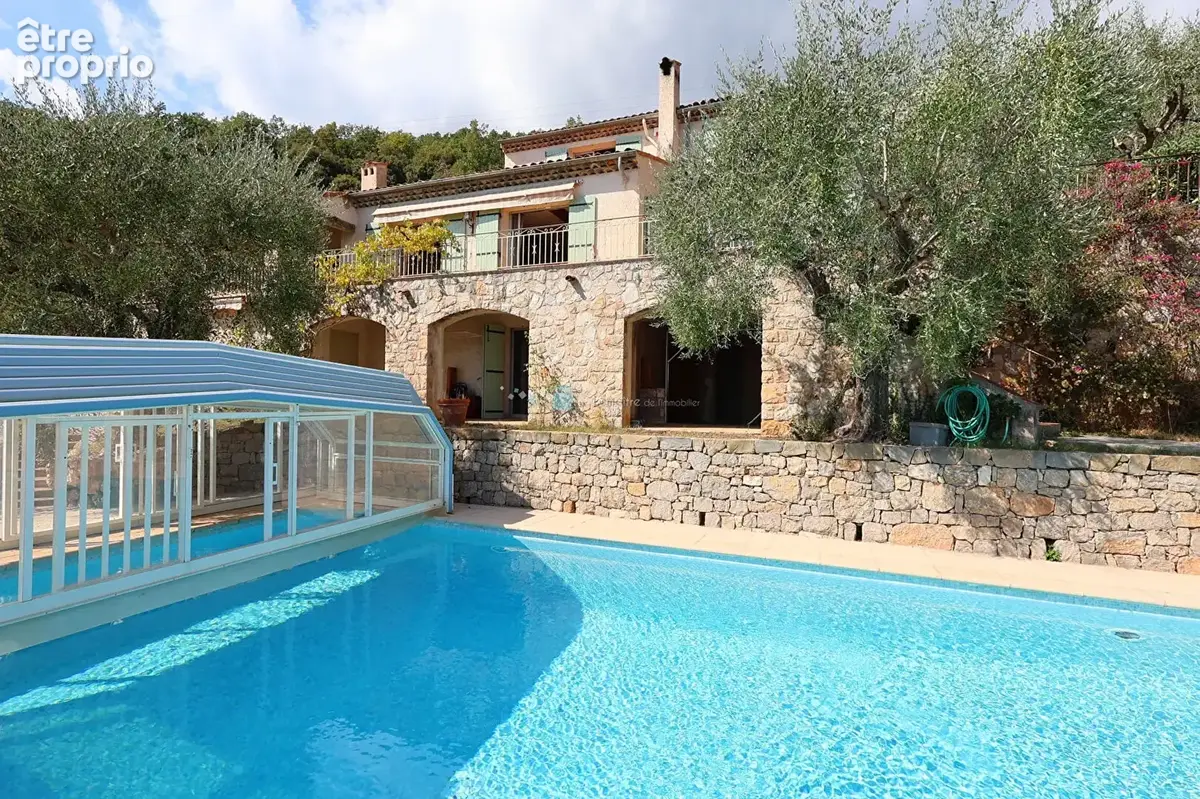Villa Speracedes 220 m² avec piscine et terrain de 2639 m² vue mer et lac - photo 5