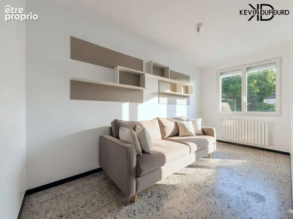 Maison 6 pièces 105 m² à vendre à Vals-Les-Bains (07600) - photo 7