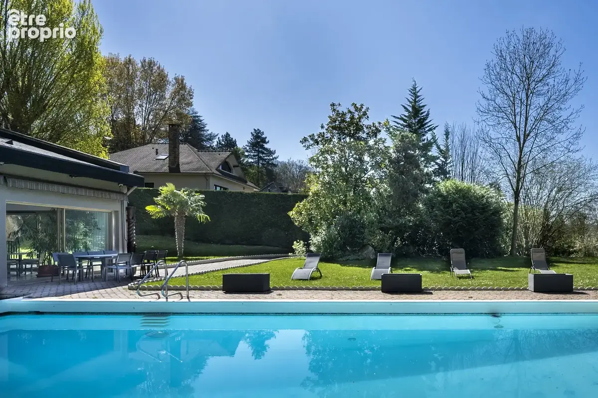 Bougival (78) - Maison de prestige avec piscine - photo 6