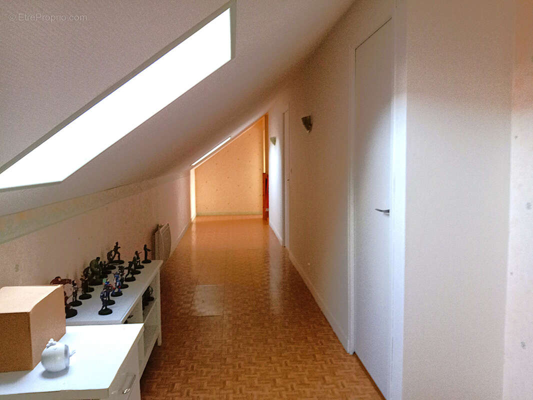 Maison à FAINS-LA-FOLIE