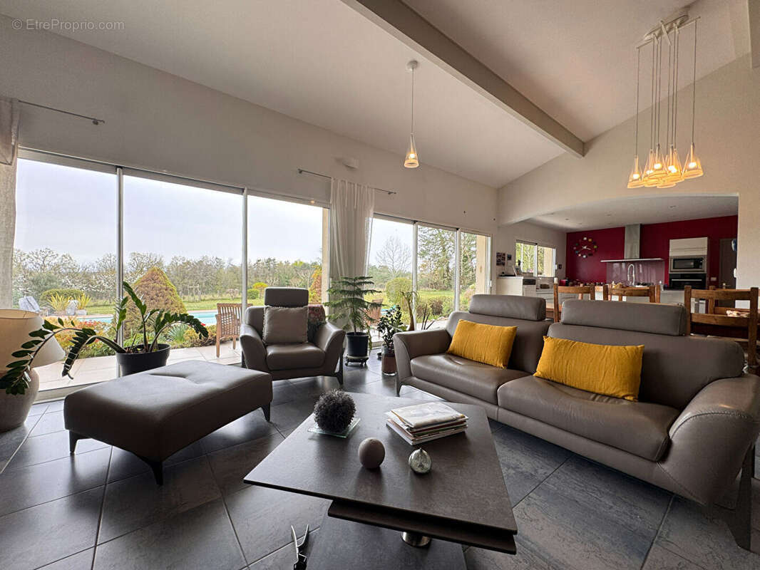 Maison à MARSAC-SUR-L&#039;ISLE