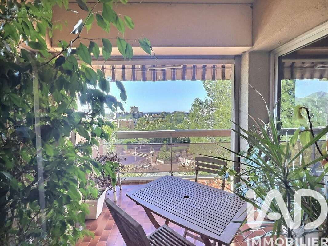 Photo 8 - Appartement à MARSEILLE-9E