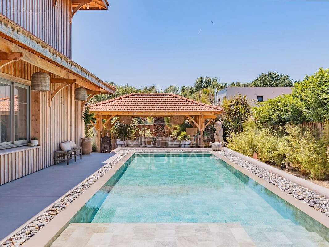 Maison à MIOS