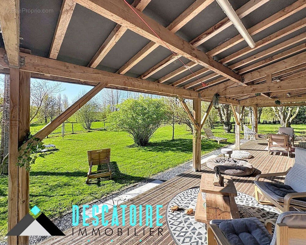 Maison à SAINT-FLORIS