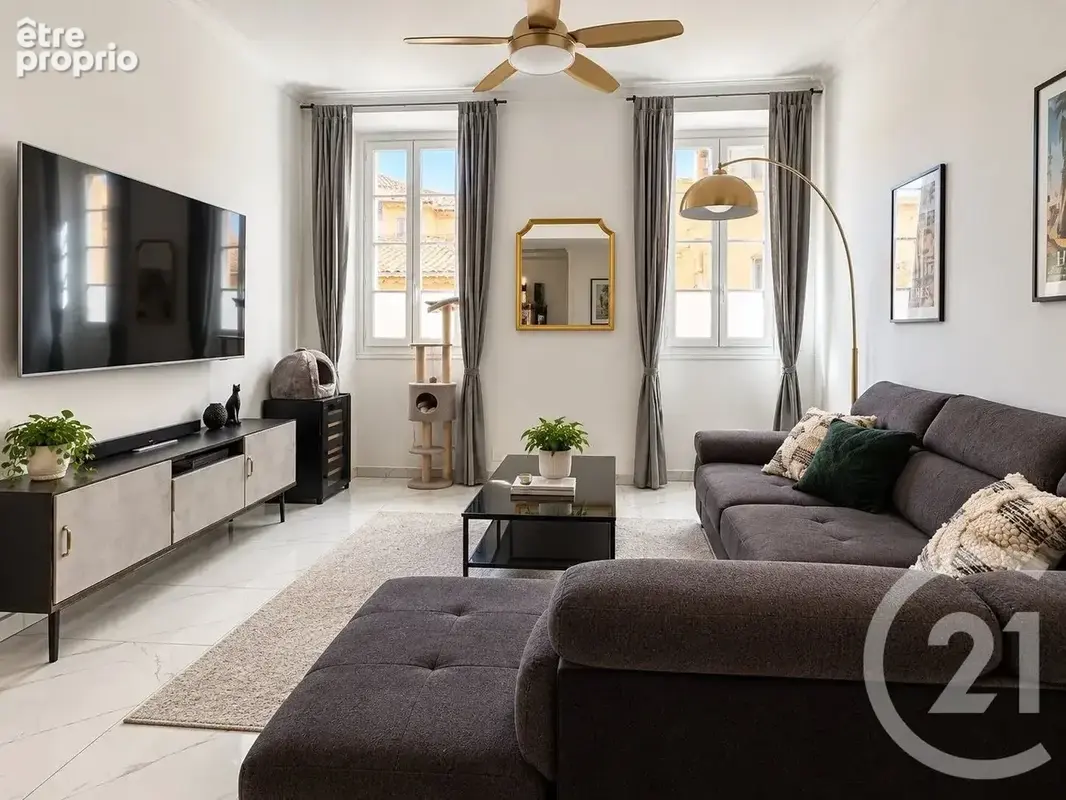 Appartement 3 pièces 67 m² à vendre à Hyeres (83400) - photo 2