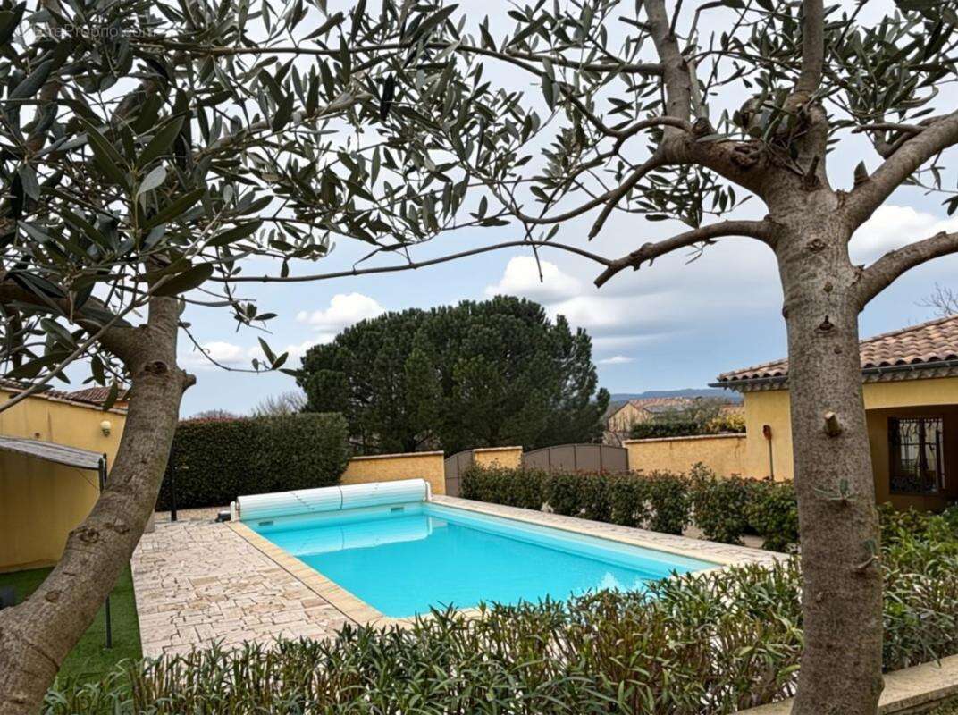 Maison à ARAMON