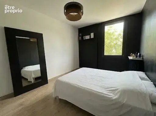 Propriété de charme avec piscine, jardin et deux garages à Digne-les-Bains - photo 9