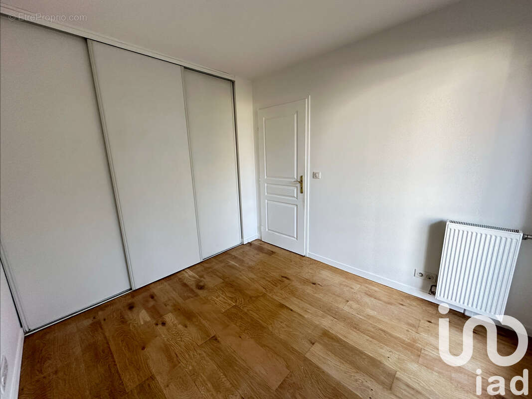 Photo 3 - Appartement à LE PLESSIS-TREVISE