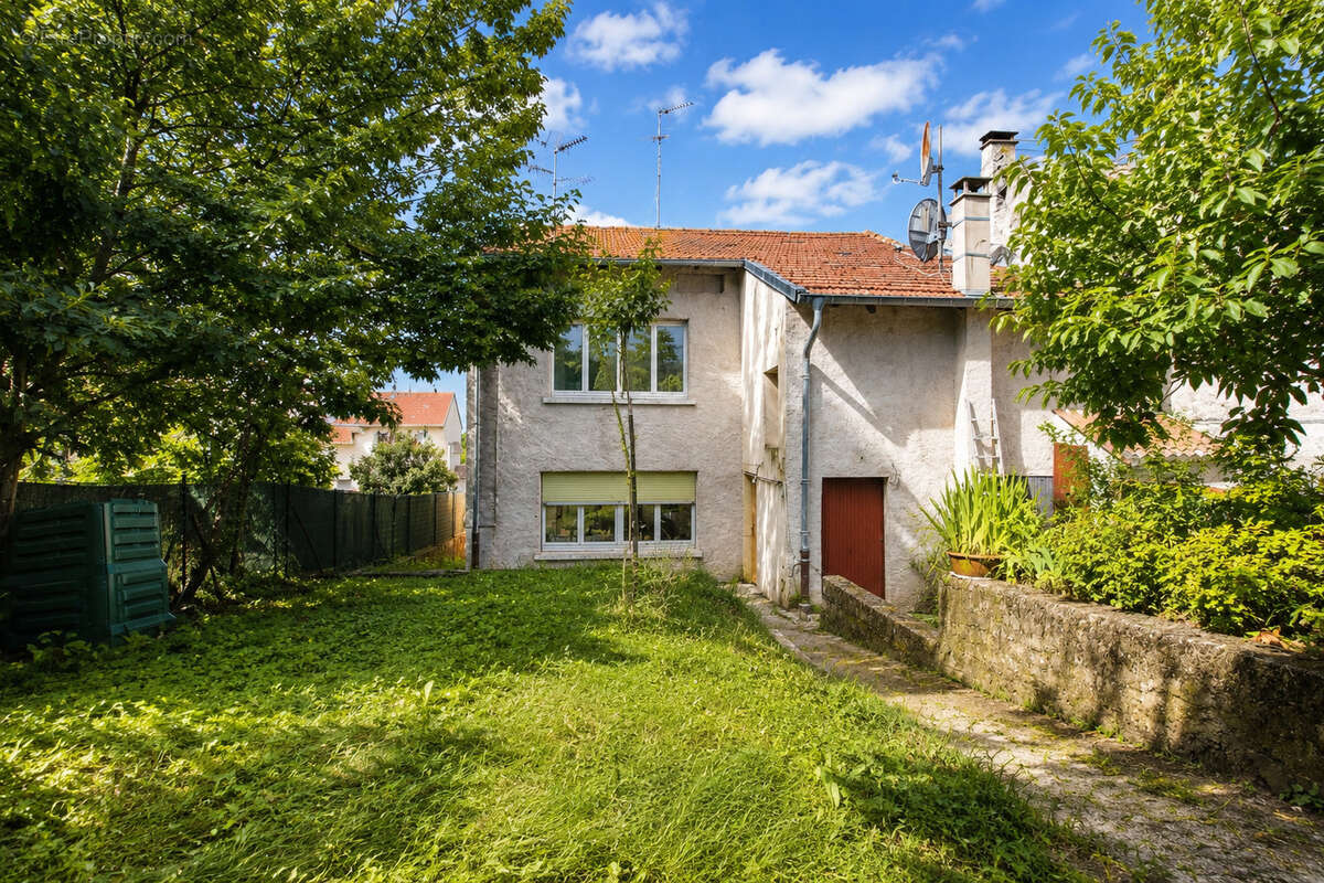 Habitez ou investissez • 2 logements indépendants - photo 8
