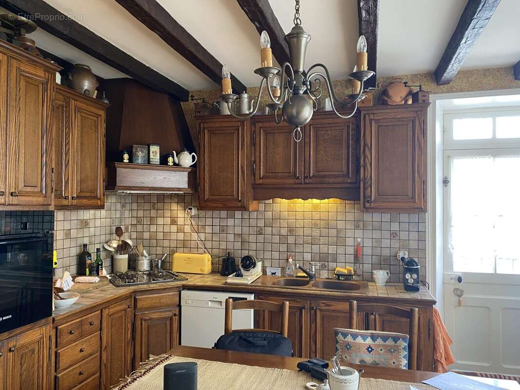 Maison à BUGEAT