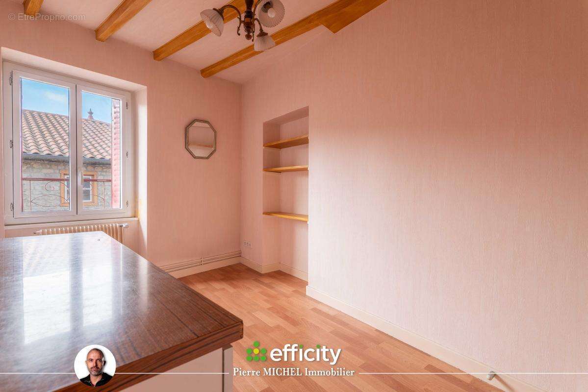 Appartement à MONTROTTIER