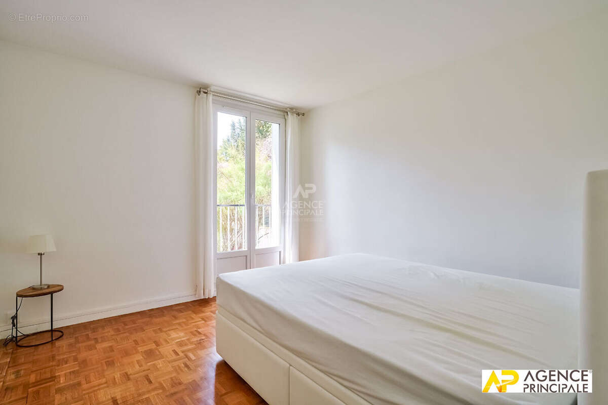 Appartement à MAISONS-LAFFITTE