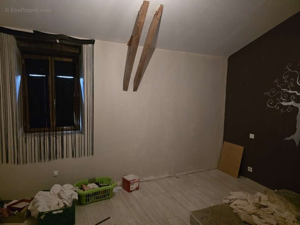 Maison à BAGNAC-SUR-CELE