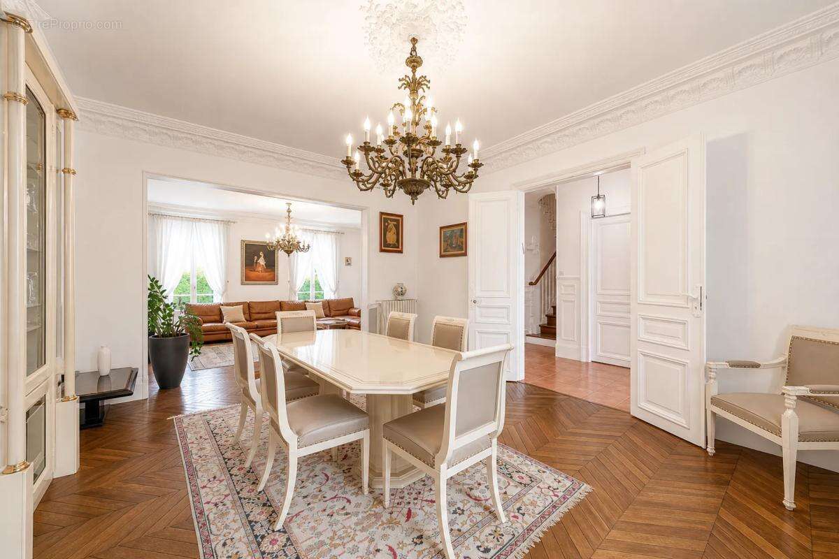 Maison à CHATEAU-THIERRY