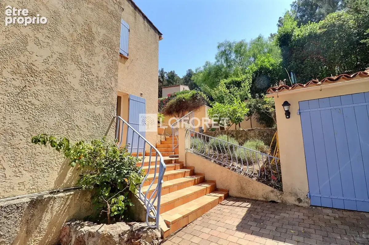 Maison Ollioules 5 pièce(s) 138 m2 - photo 9