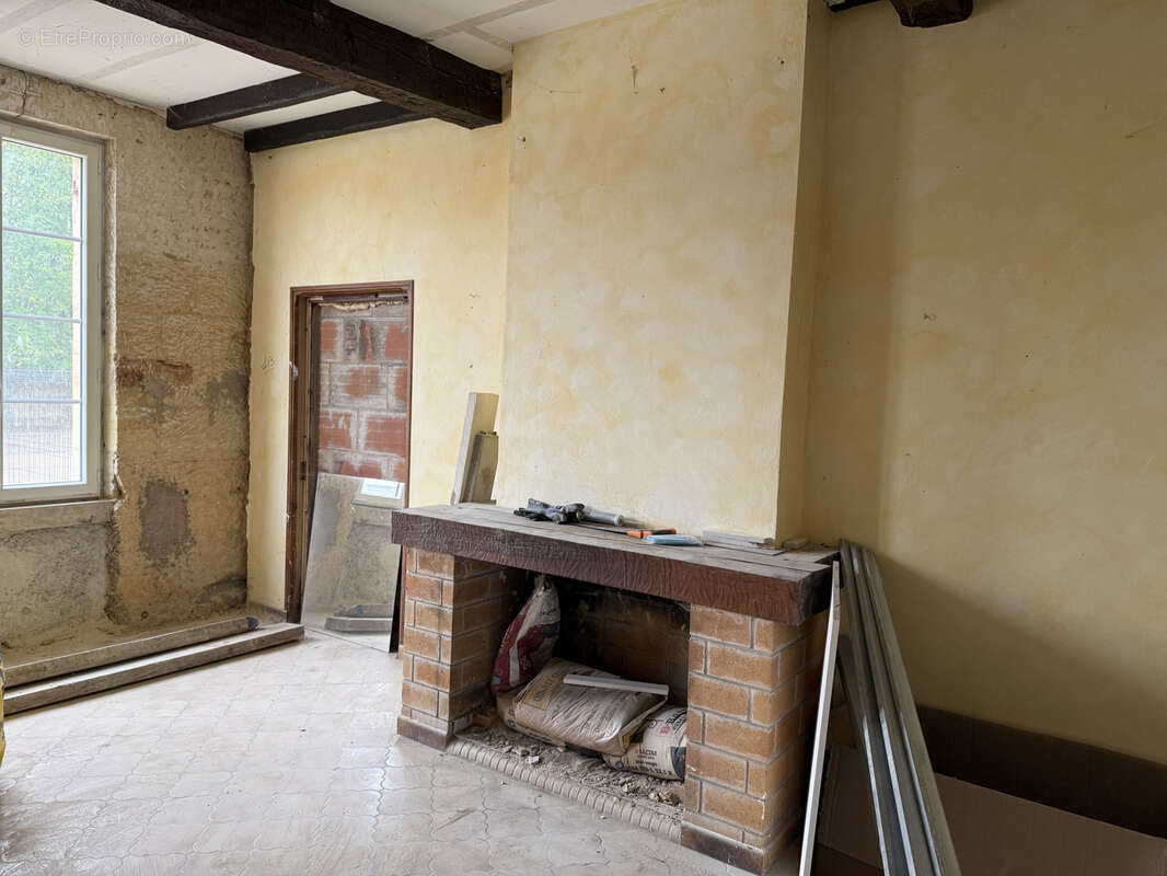 Maison à SAINT-EMILION