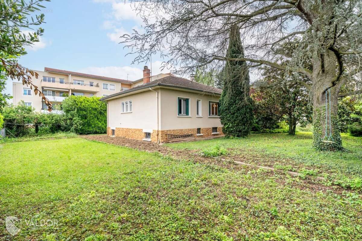 Maison à VILLEFRANCHE-SUR-SAONE