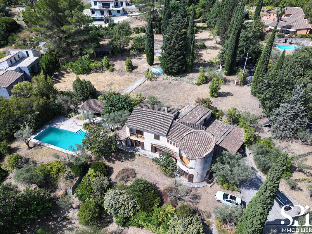 SOLLIES-VILlE- Maison familiale 4 chambres - Piscine - photo 22