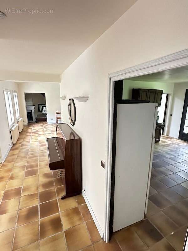 Maison à LES LOGES-EN-JOSAS
