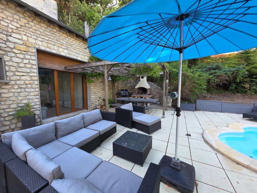 Maison meulière 143 m²+ dependance + garage et piscine - photo 17