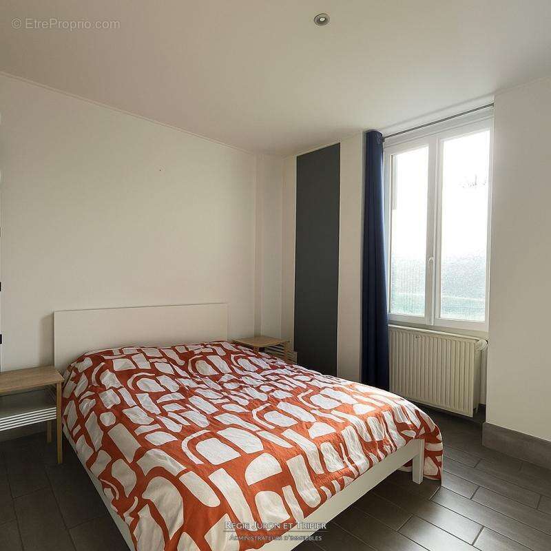 Appartement T3 en rez-de-jardin avec extérieur privatif – Centre Montanay - photo 4