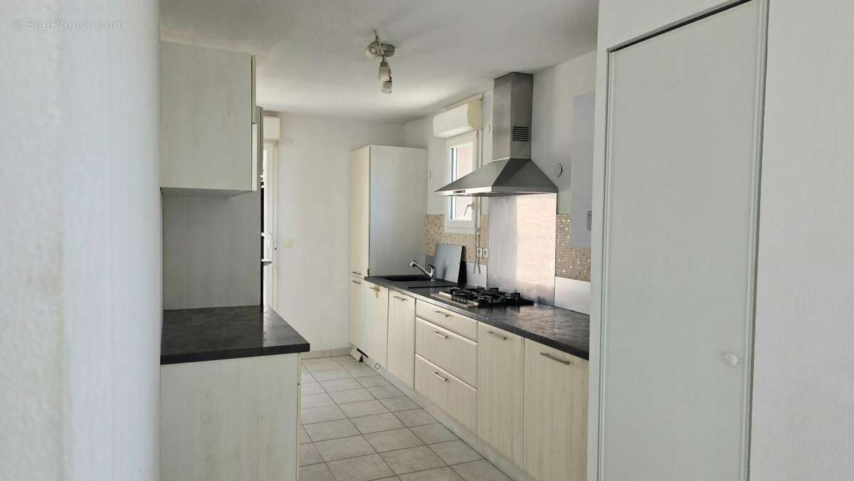 Appartement à LAMBESC