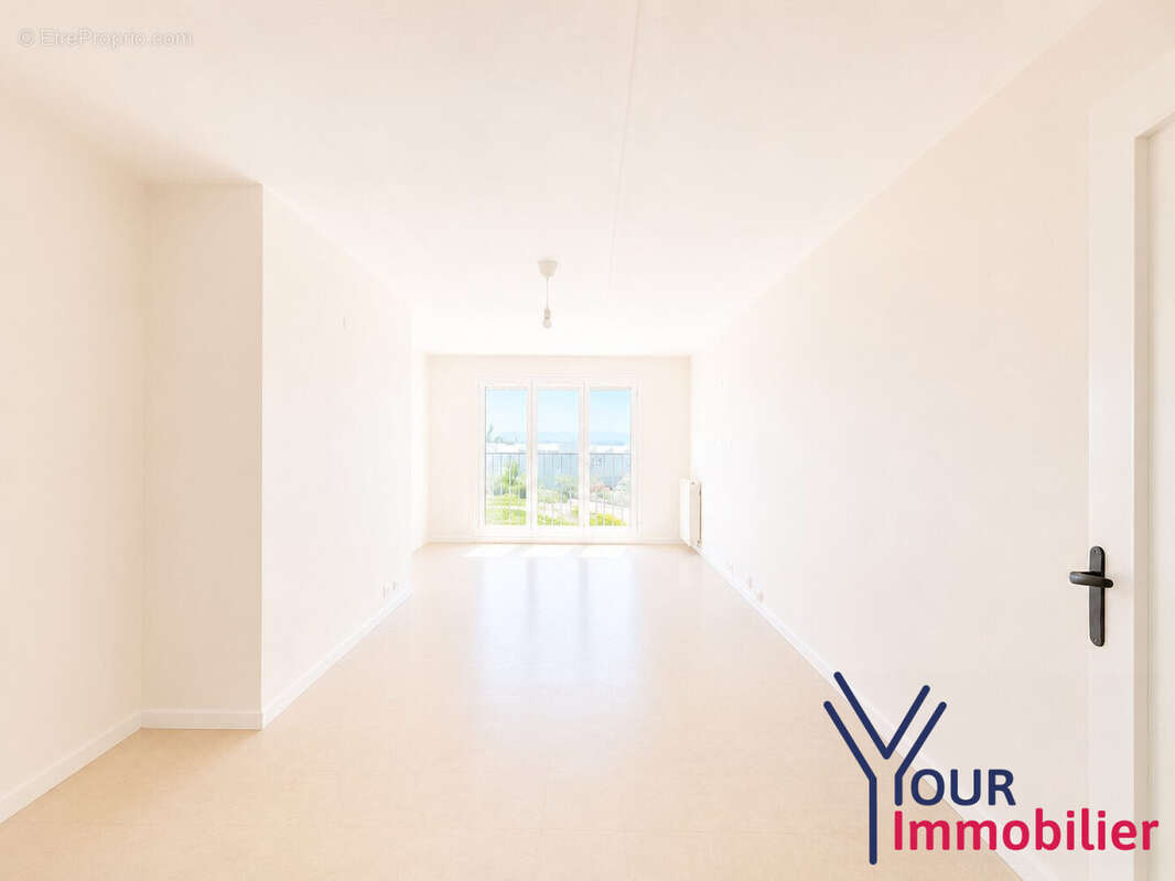 Appartement 75 m² à Venissieux  - photo 2