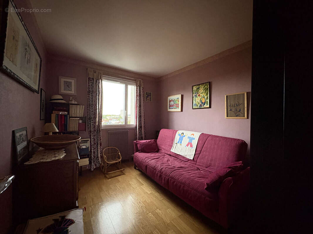 Appartement à NANTERRE