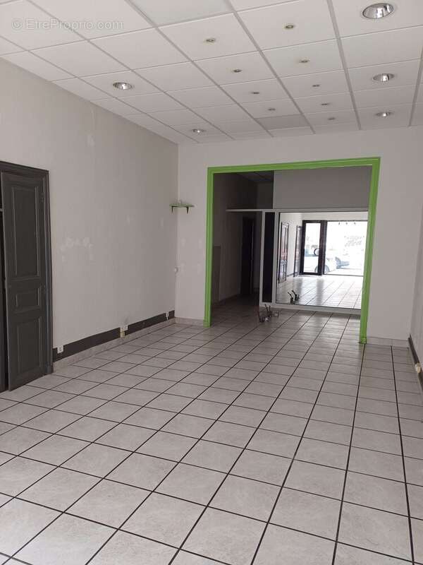 Commerce 46 m² à Perigueux  - photo 2
