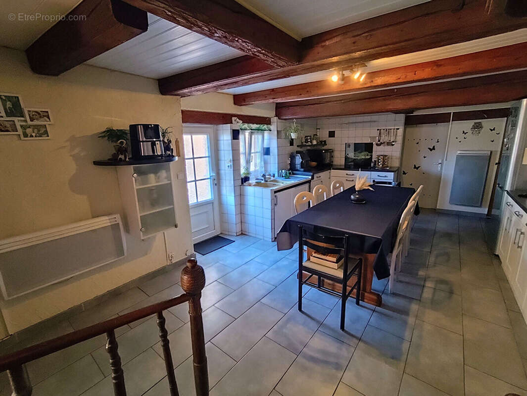 Appartement à BROUVELIEURES