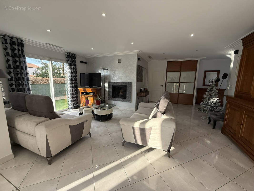 Maison à LES SORINIERES