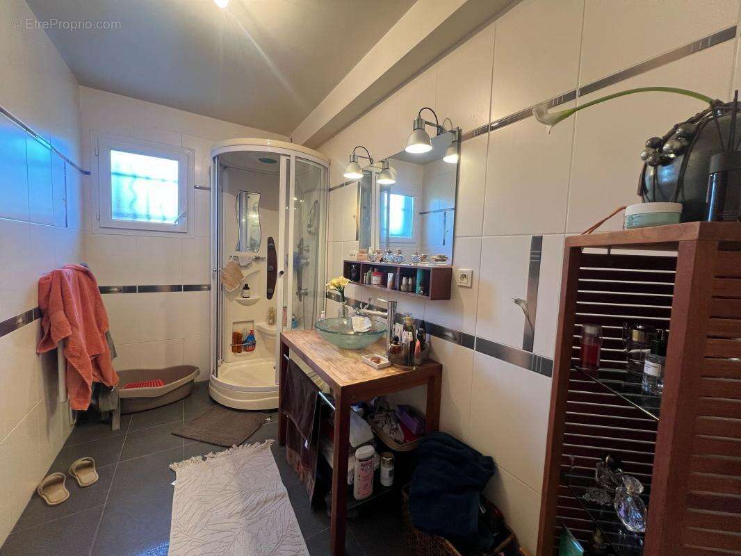 Maison à SAINT-ANDRE-LES-VERGERS